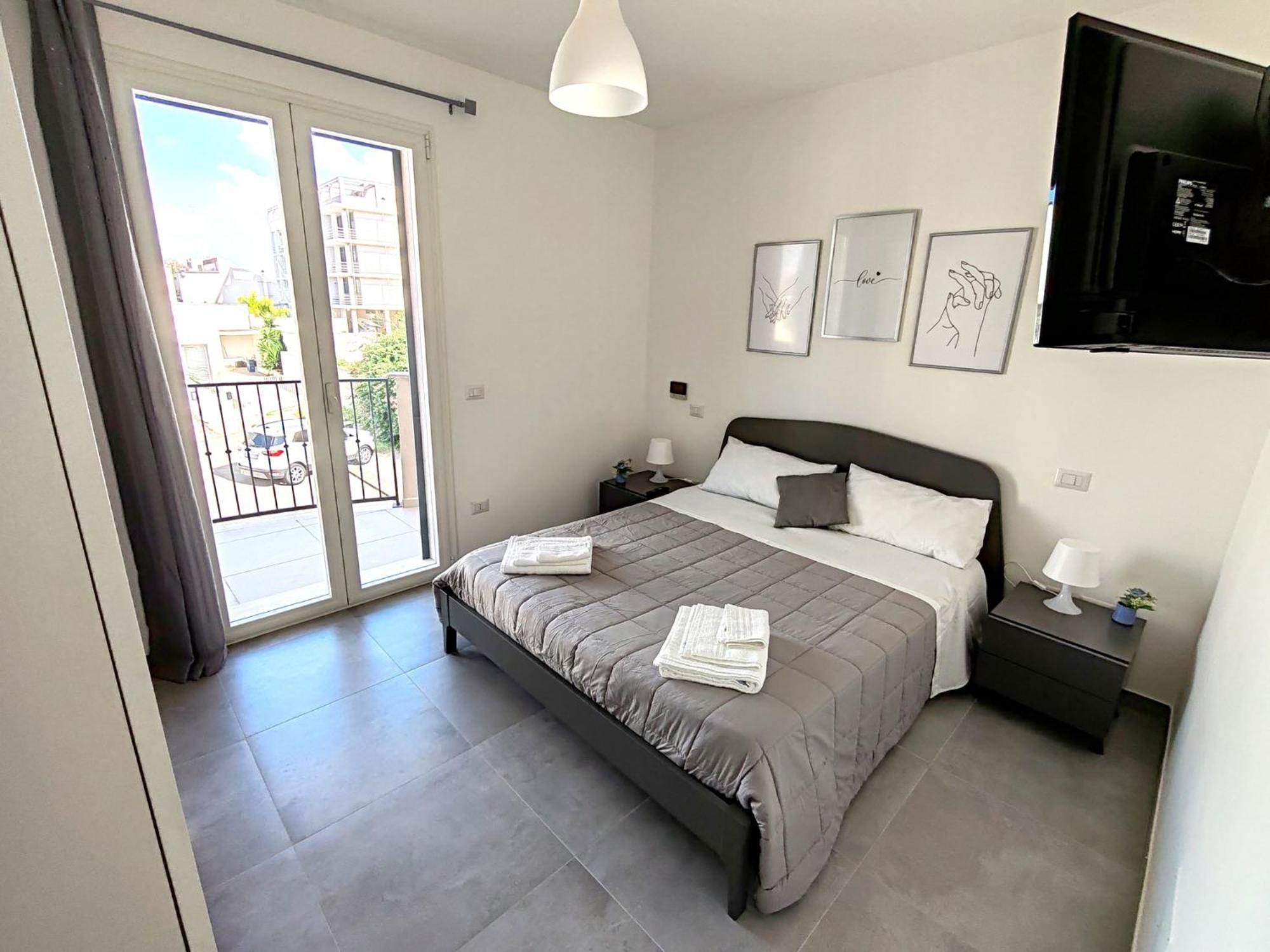 La Dama Di Loto Appartement Lecce Buitenkant foto